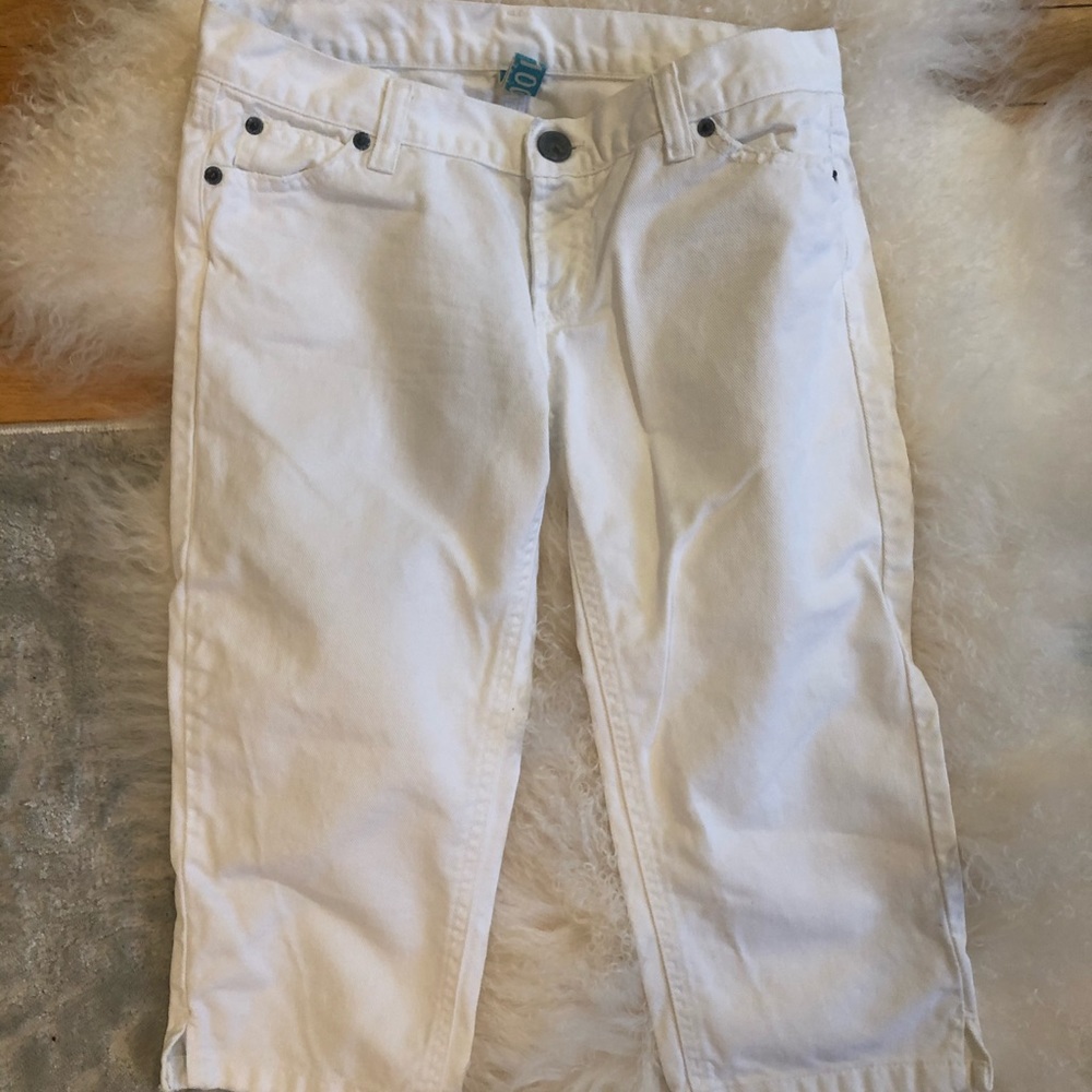 💜 TRF women’s wht cap jeans size 4 Made in Spain